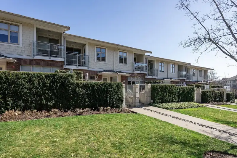 TH3 271 FRANCIS WAY - photo 1 of 1