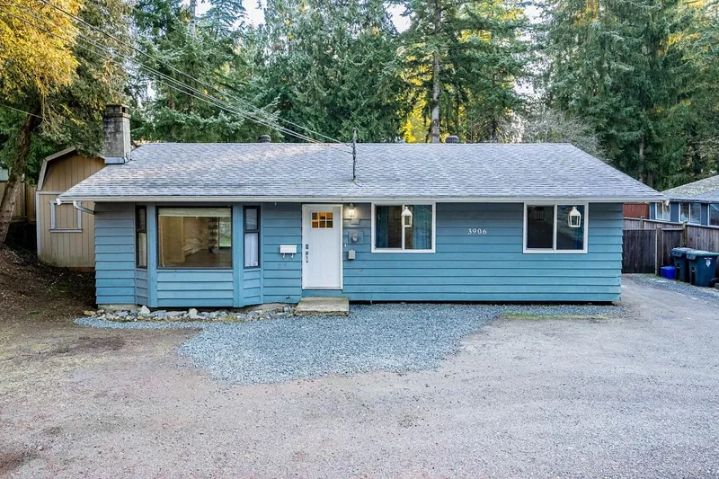 3906 200 STREET - photo 2 of 25