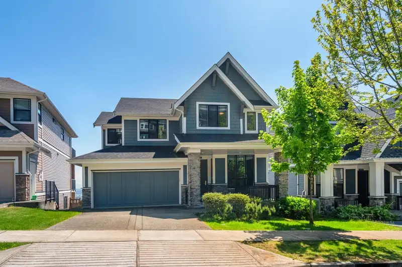 1431 STRAWLINE HILL STREET - photo 1 of 36