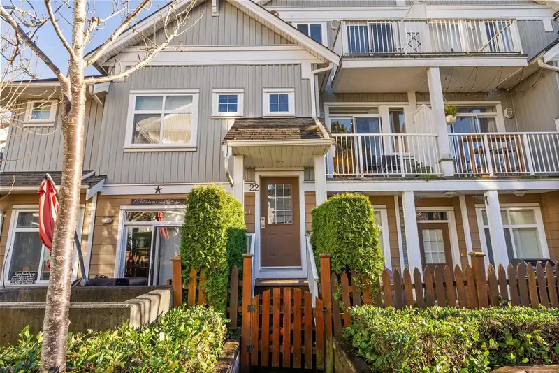 22 6300 LONDON ROAD - photo 1 of 36
