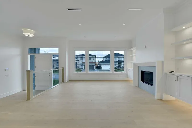 19716 32A AVENUE - photo 3 of 25