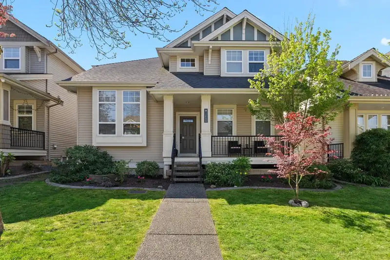 14586 60A AVENUE - photo 1 of 40