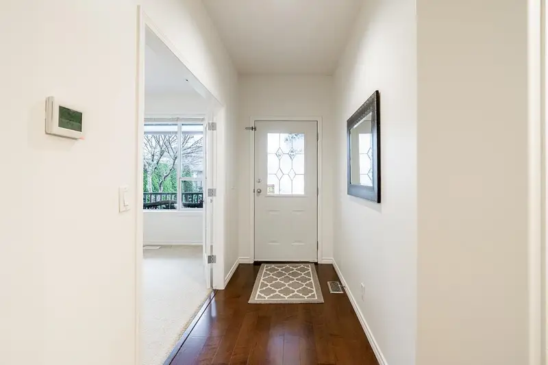 6119 166A STREET - photo 4 of 25