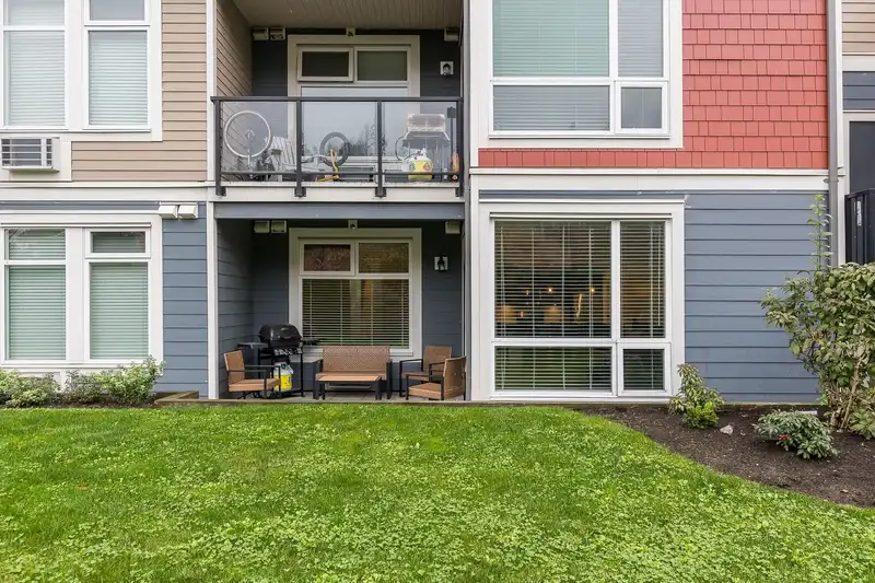 112 2242 WHATCOM ROAD - photo 3 of 36