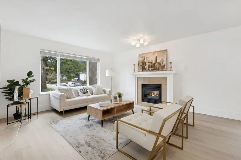 3638 MAGINNIS AVENUE - photo 4 of 25