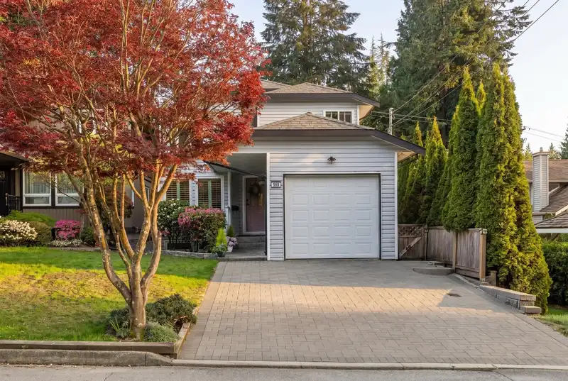 999 CANYON BOULEVARD - photo 1 of 26