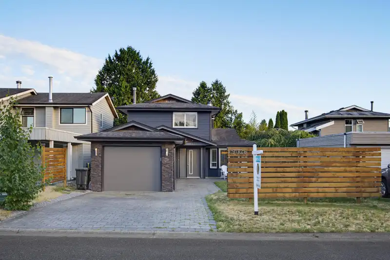 19026 117B AVENUE - photo 1 of 40