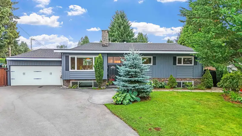 21554 BERRY AVENUE - photo 1 of 40