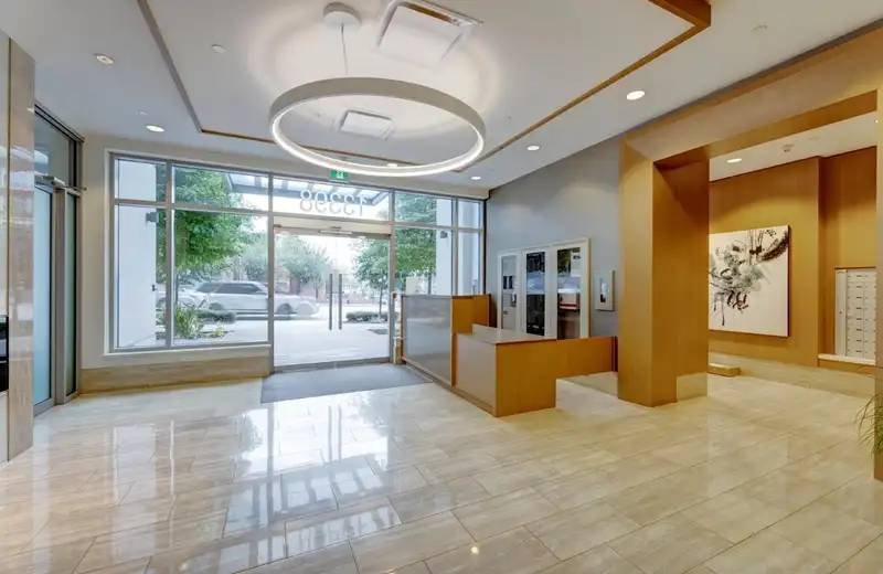 1902 13398 104 AVENUE - photo 3 of 33
