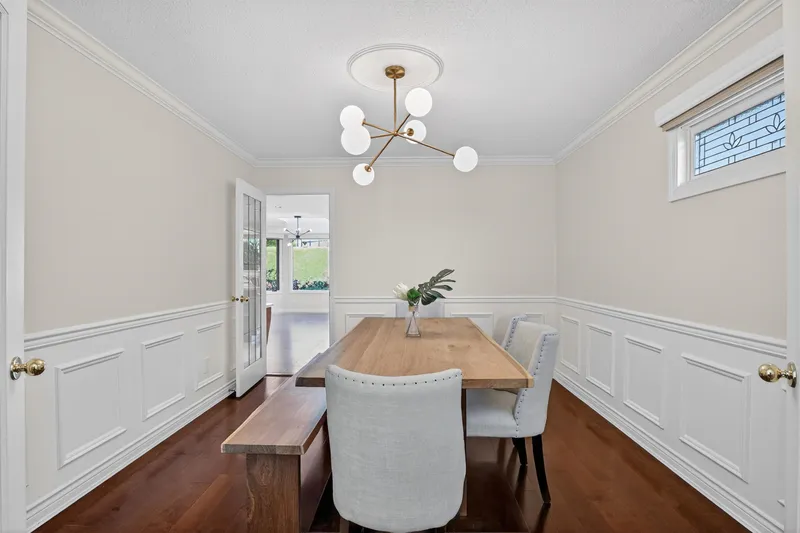 5551 FLOYD AVENUE - photo 4 of 25