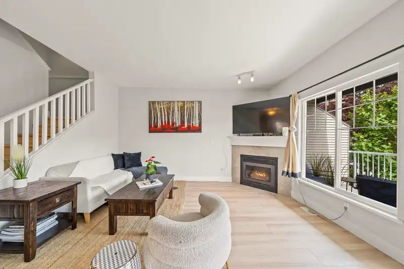 12 1765 PADDOCK DRIVE - photo 3 of 32