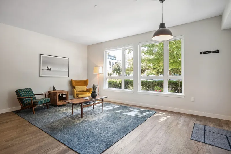 110 4080 YUKON STREET - photo 4 of 23