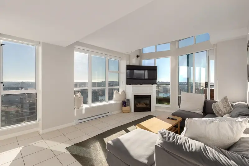 3603 939 HOMER STREET - photo 4 of 25