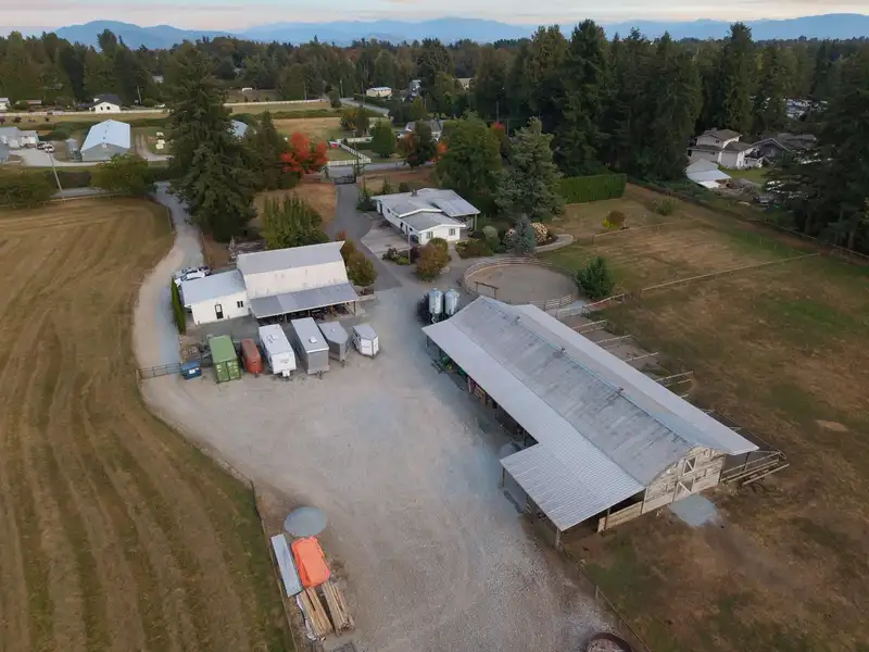 6035 BRADNER ROAD - photo 4 of 40