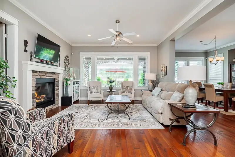 2163 RIESLING DRIVE - photo 3 of 30
