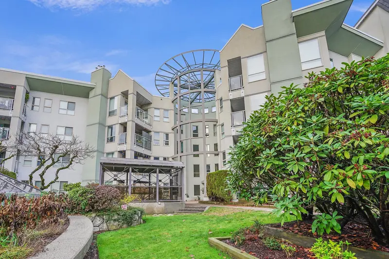 108 2585 WARE STREET - photo 1 of 23