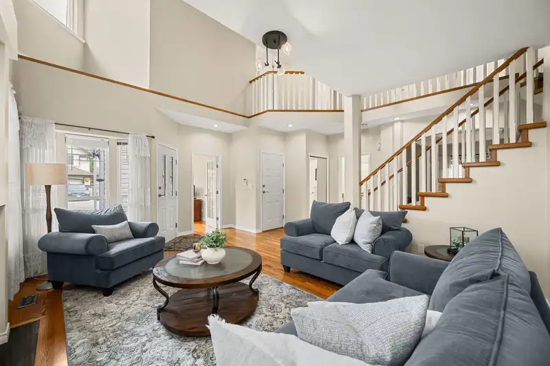 2927 PARANA PLACE - photo 2 of 29