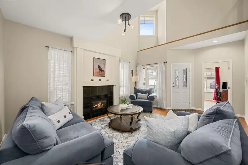 2927 PARANA PLACE - photo 3 of 29