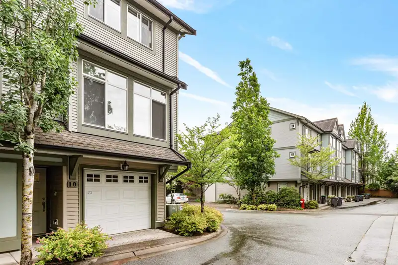 10 8726 159 STREET - photo 1 of 33