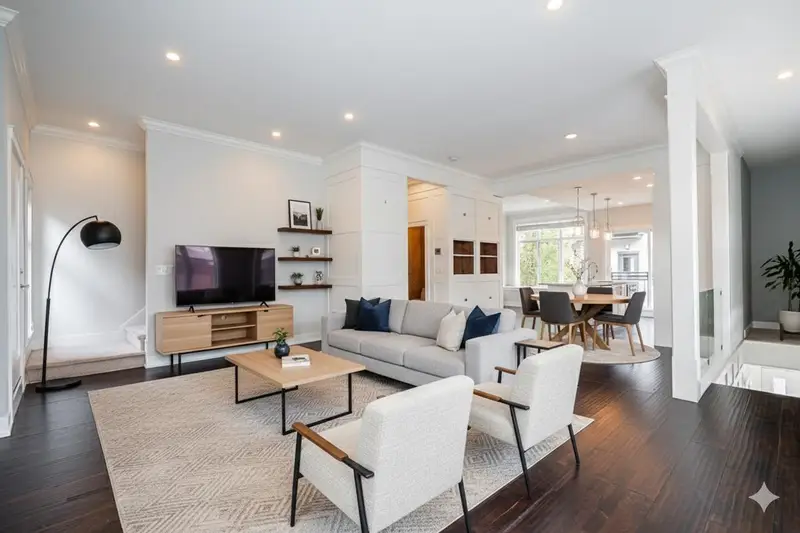 47 2687 158 STREET - photo 2 of 25