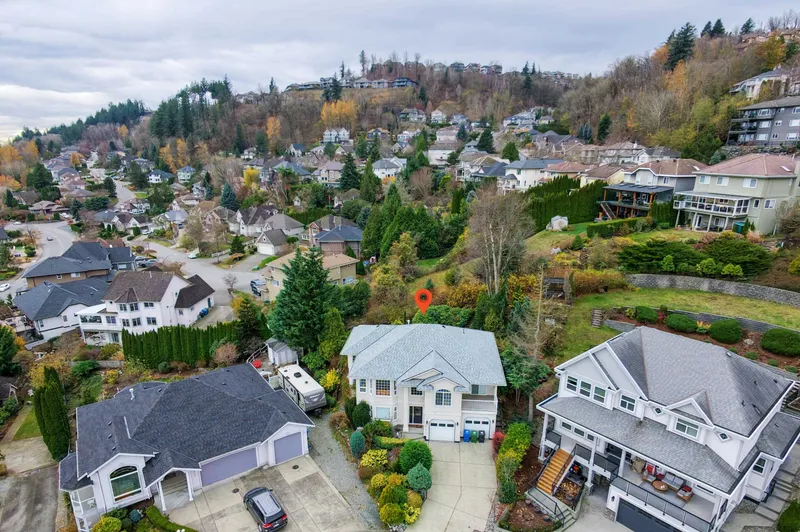 36010 SPYGLASS COURT - photo 3 of 25