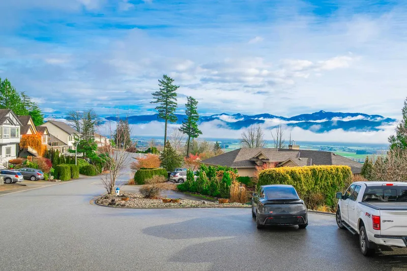 36010 SPYGLASS COURT - photo 4 of 25