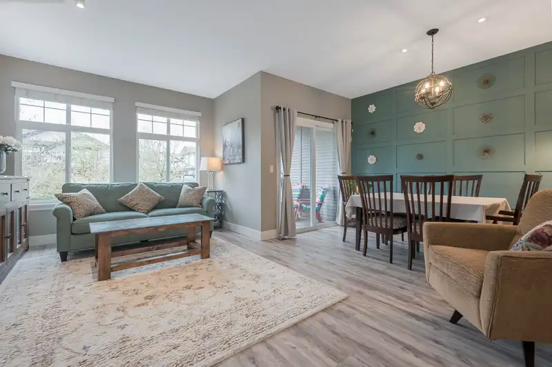 6 18828 69 AVENUE - photo 4 of 34