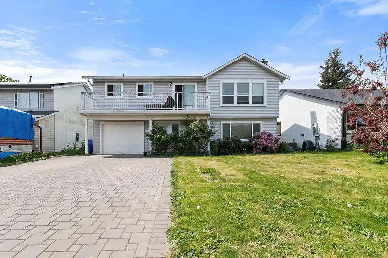 8683 TILSTON STREET - photo 1 of 40
