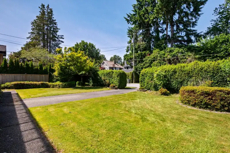 3662 W 49TH AVENUE - photo 2 of 20