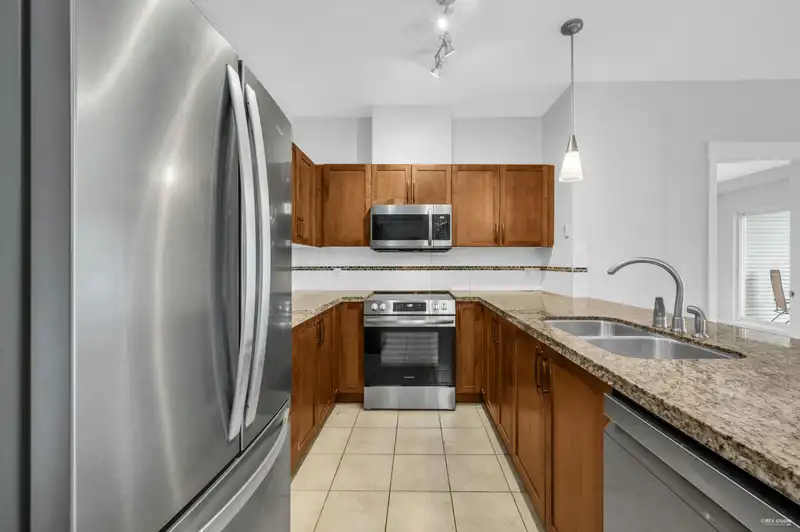 315 12350 HARRIS ROAD - photo 2 of 35