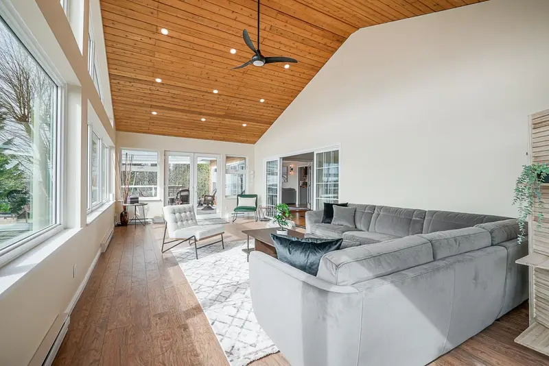 11502 WOOD STREET - photo 2 of 25