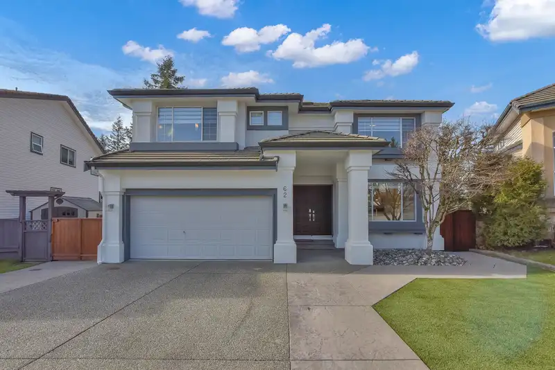 62 LINDEN COURT - photo 1 of 40