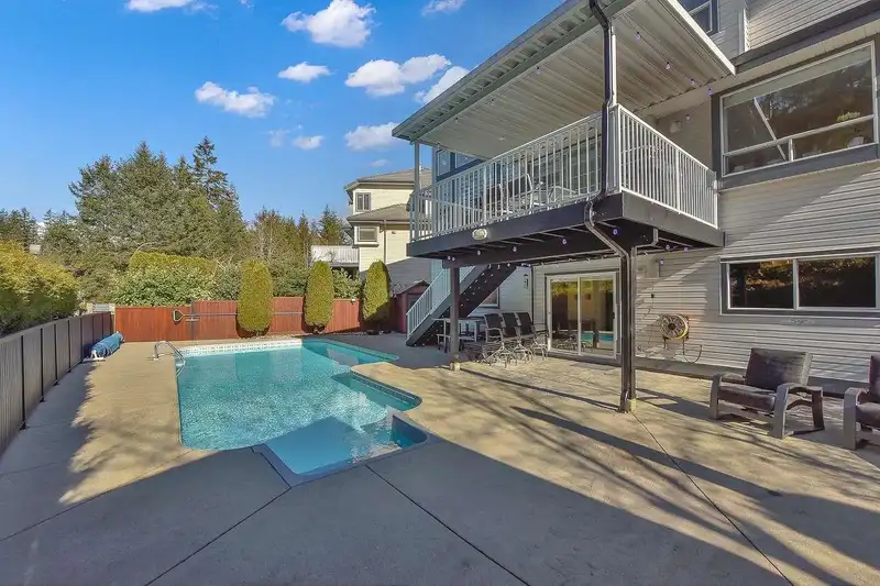 62 LINDEN COURT - photo 2 of 40