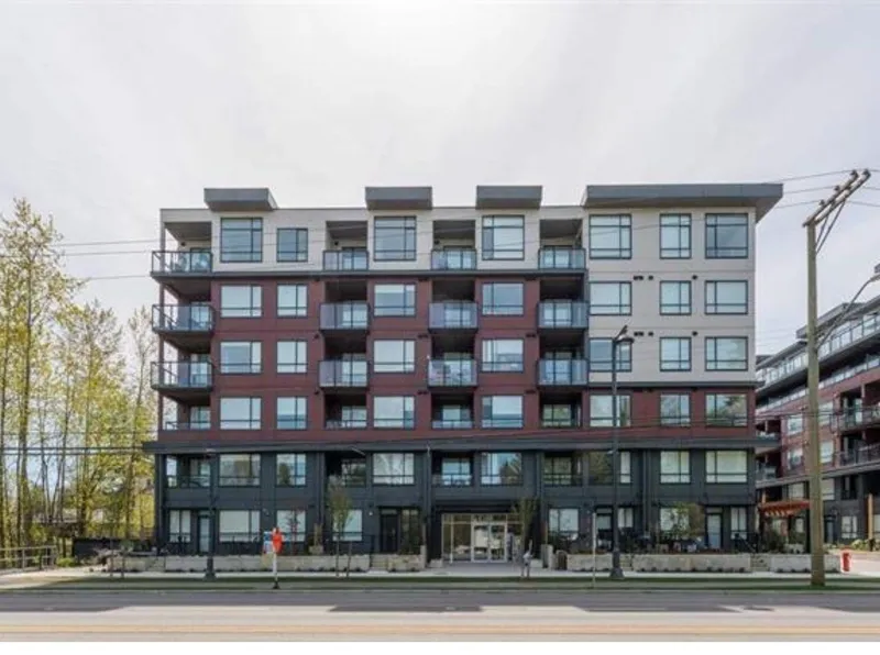 E504 13858 108 AVENUE - photo 1 of 13