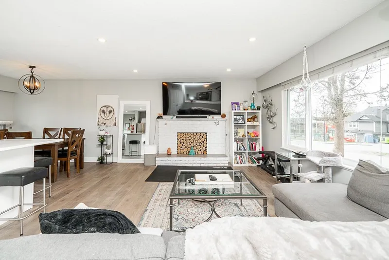 11278 206 STREET - photo 4 of 25