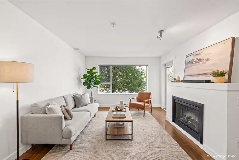 216 4728 DAWSON STREET - photo 3 of 33