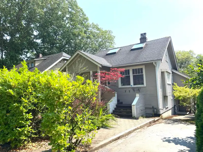 3726 W 28TH AVENUE - photo 1 of 32