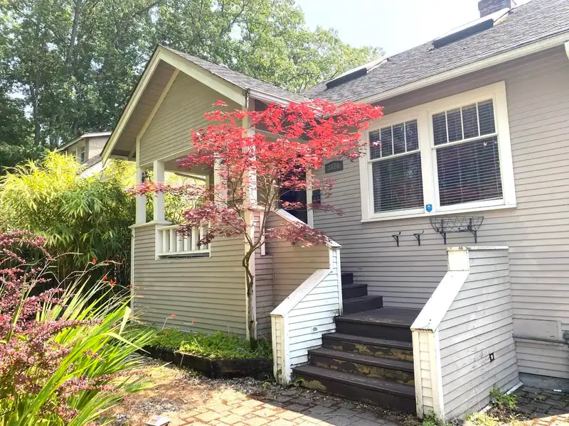 3726 W 28TH AVENUE - photo 2 of 32