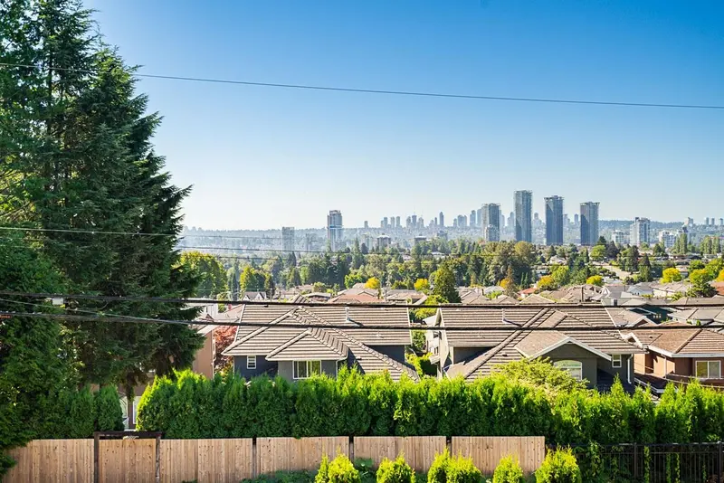 5150 HASTINGS STREET - photo 2 of 18