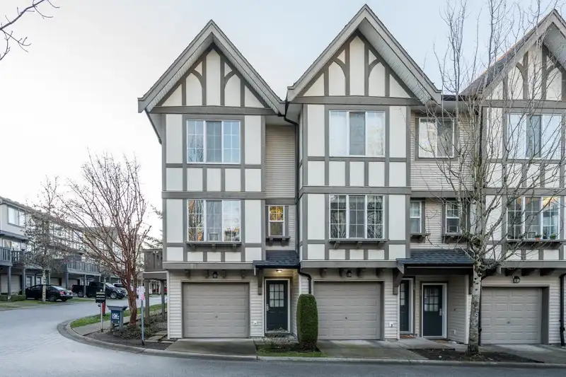 20 20875 80 AVENUE - photo 1 of 38