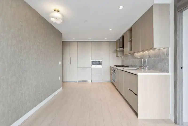 311 4730 LOUGHEED HIGHWAY - photo 3 of 23