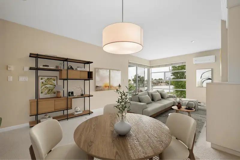 305 1990 E KENT AVENUE SOUTH - photo 3 of 32