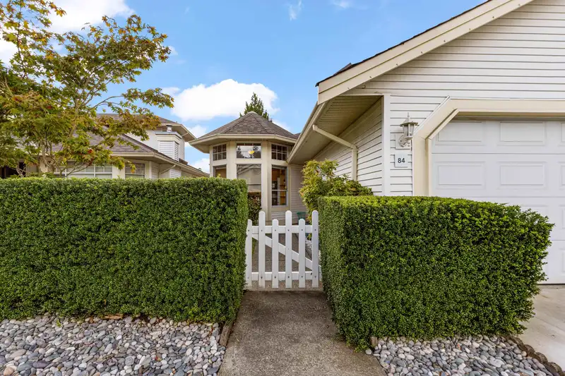 84 9208 208 STREET - photo 3 of 38