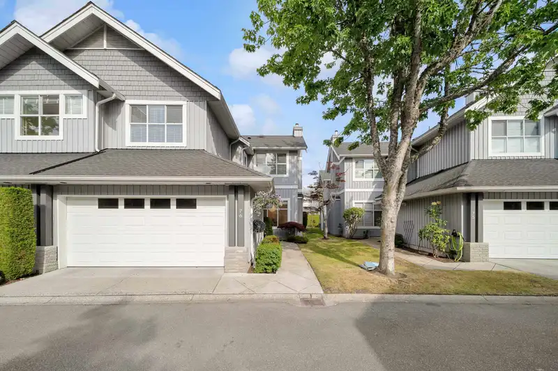 76 3555 WESTMINSTER HIGHWAY - photo 1 of 33