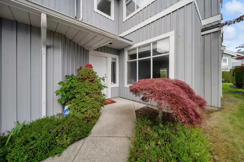 76 3555 WESTMINSTER HIGHWAY - photo 3 of 33