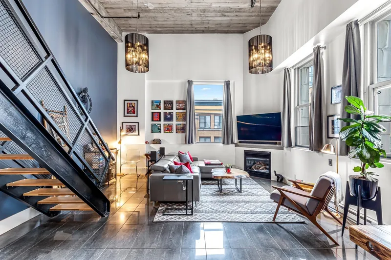 404 549 COLUMBIA STREET - photo 2 of 25