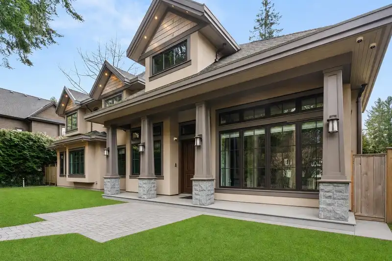 13096 24 AVENUE - photo 1 of 25