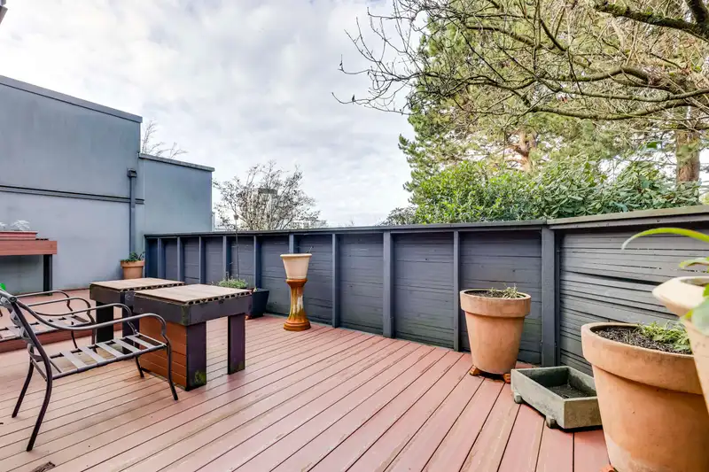 1327 W 8TH AVENUE - photo 2 of 27