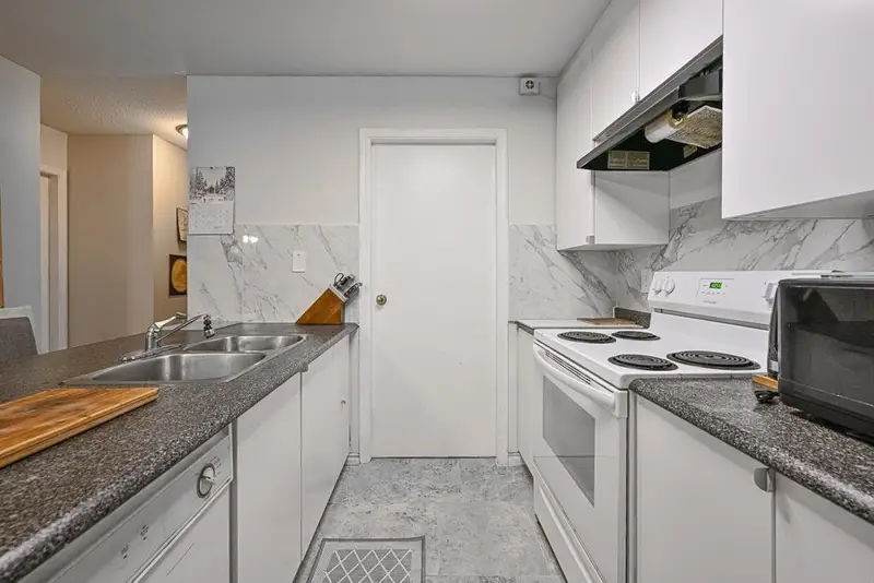 801 1750 MCKENZIE ROAD - photo 3 of 25