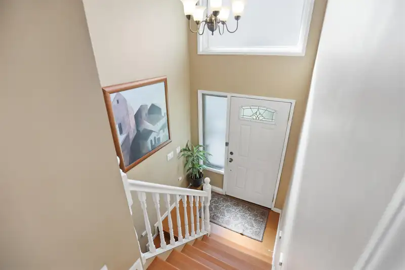 11415 72A AVENUE - photo 2 of 36